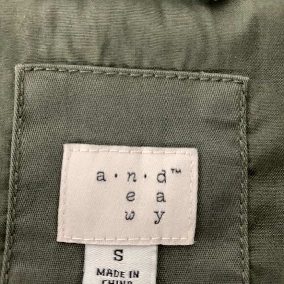 A.N.D away green vest  size small - Picture 4 of 7